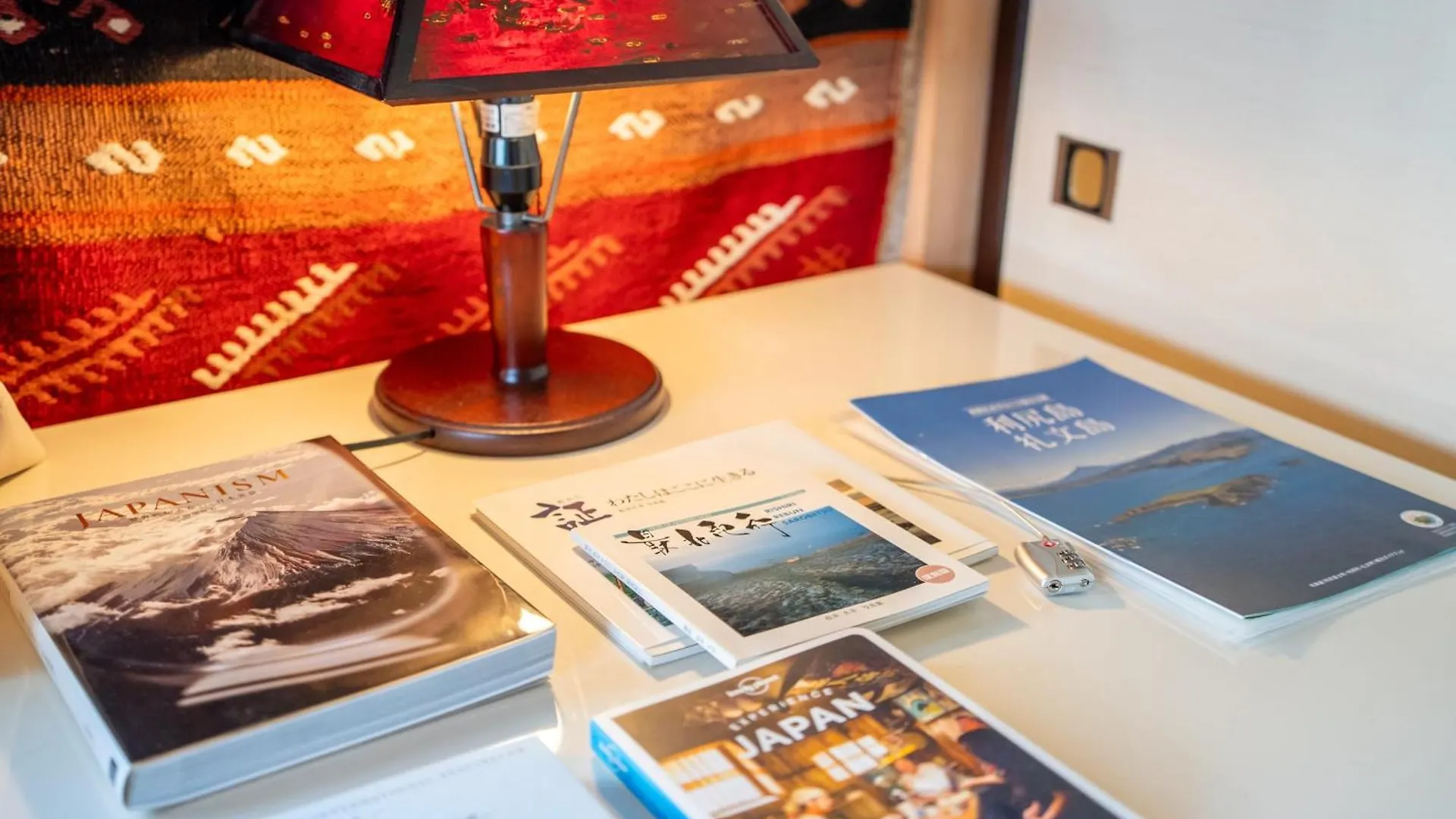 Rishiri Antique Inn ゲストハウス